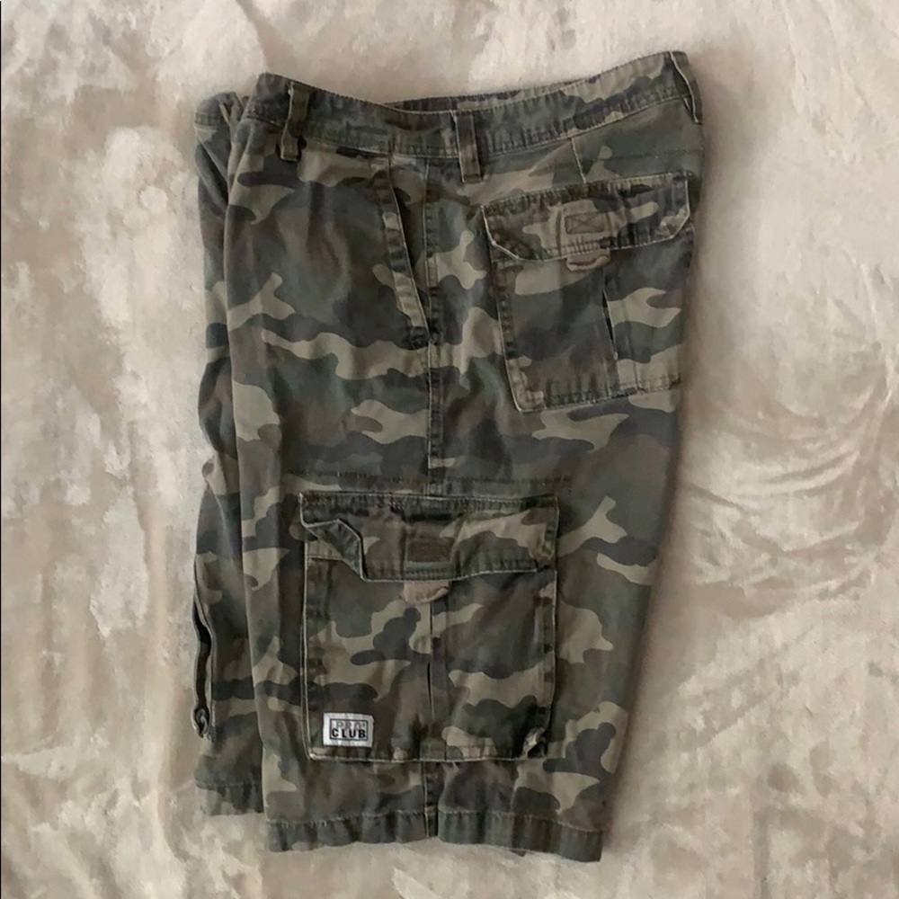 Pro Club cargo shorts